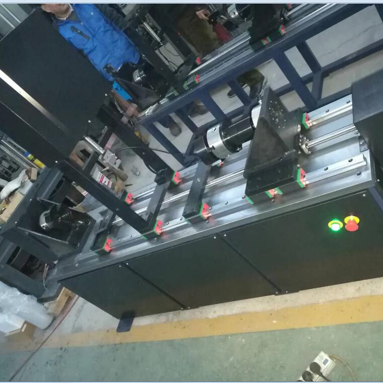 貫流風(fēng)葉旋轉(zhuǎn)試驗(yàn)臺(tái)2 (3).jpg